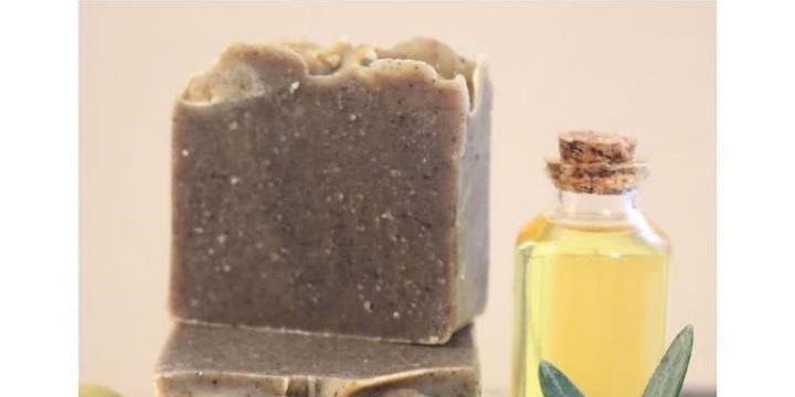 5 متد علمی و قطعی برای درمان خانگی شوره سر 